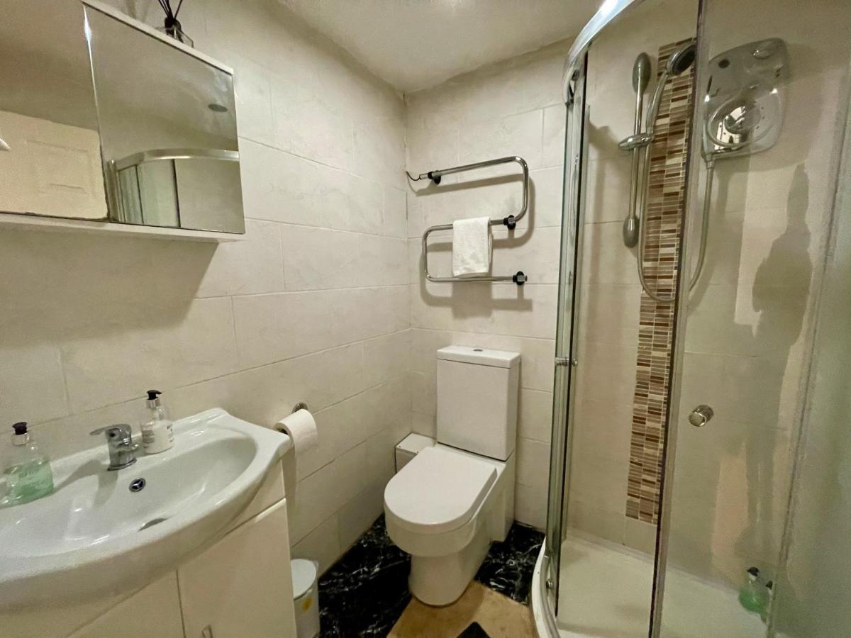 Bute Park Apartment W/ Heating + Private Bathroom Cardiff Exterior foto